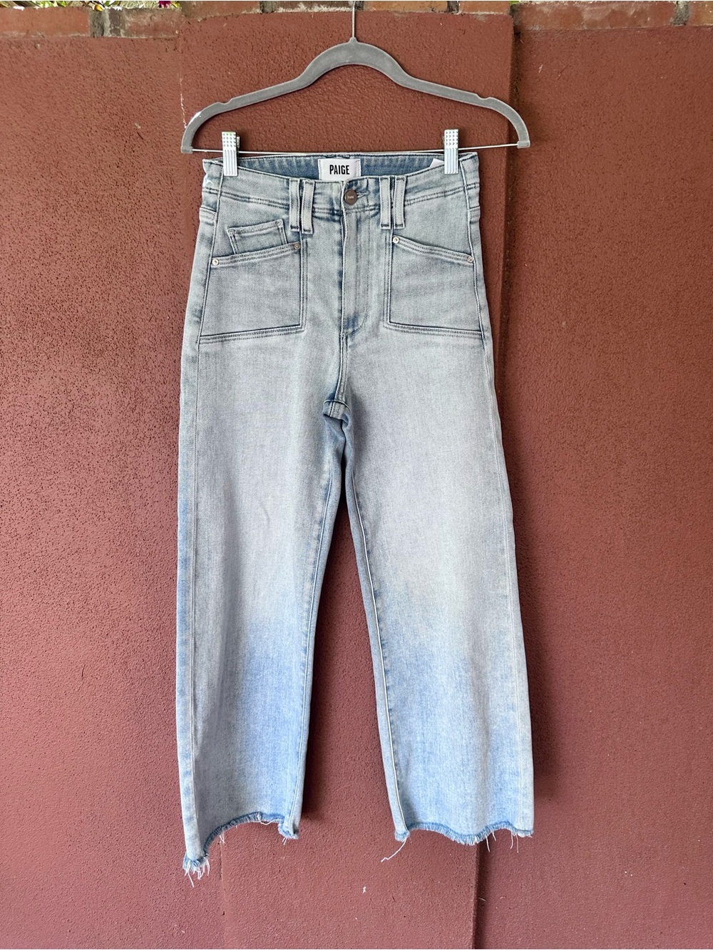 PAIGE Anessa Crop Jeans Light Wash Raw Hem Patch Pocket Size 25